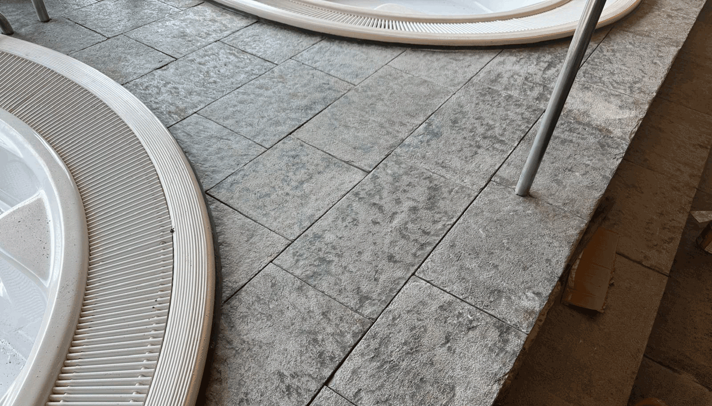 Leisteen polijsten Azzurro Wellness Leisteen vloer reparatie